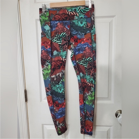 Lululemon Speed Up Tight *Full-On Luxtreme 28"
Zen Clash Multi - Picture 6 of 14